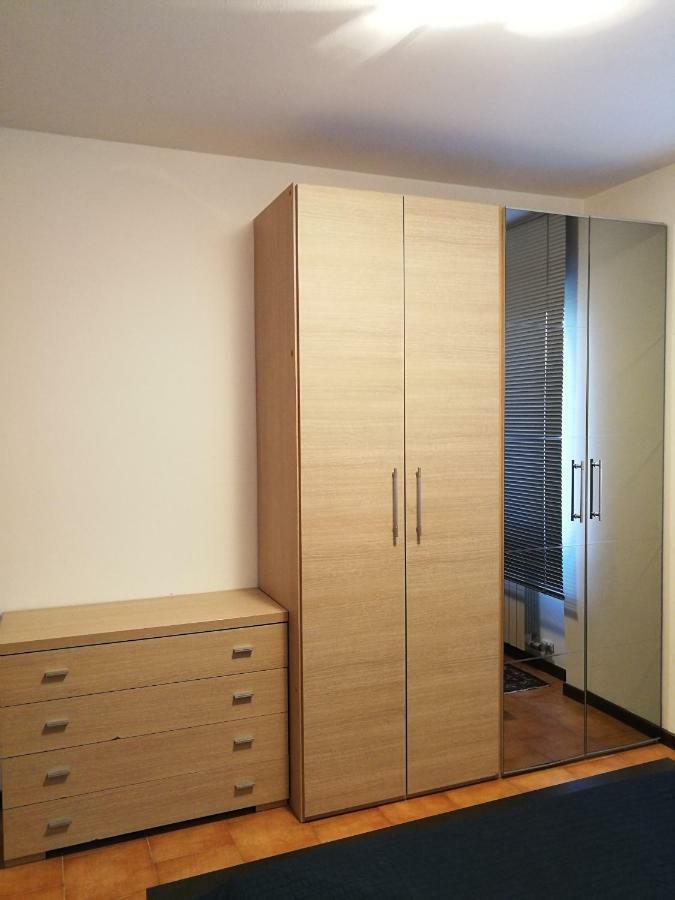 Carducci Apartment - The V Collection Turate Buitenkant foto